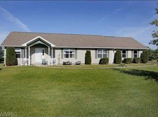 50275 Rebecca Dr, Paw Paw, MI 49079