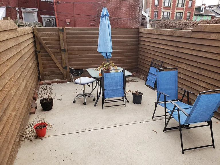1724 Watson St — Photo 15