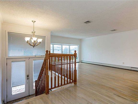 3rd image of 3344 Bertha Dr