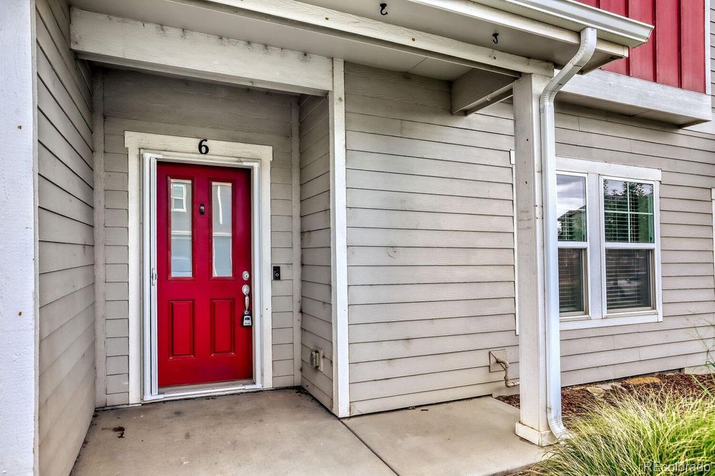 1686 Grand Avenue #6