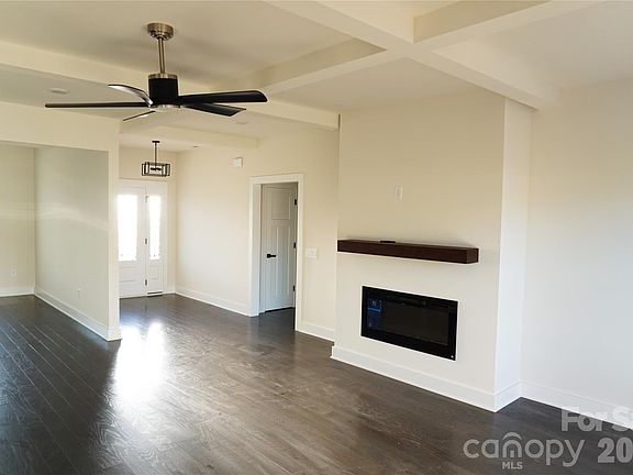 5th image of 1115 Stonegate Dr