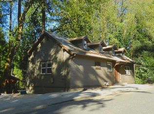 2408 SW Sherwood Dr, Portland, OR 97201