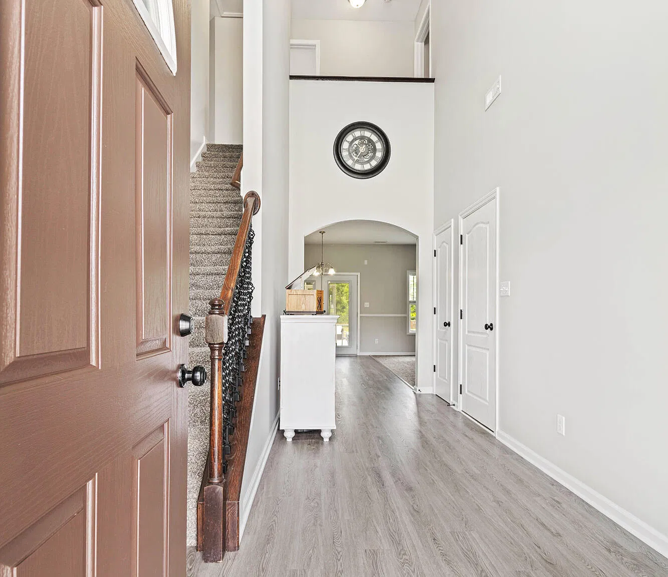 4 bed, 2.5 bath, 2266 sqft, $2,195 — Photo 2