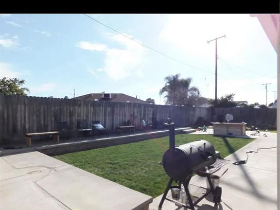 4th image of 42117 Harmony Dr