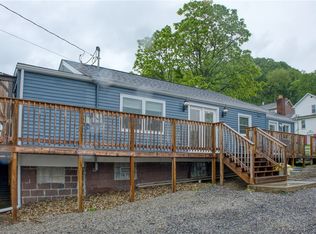 22 Cross Creek Rd, Avella, PA 15312