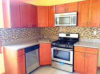 Rented by Rapid Realty Cobble Hill