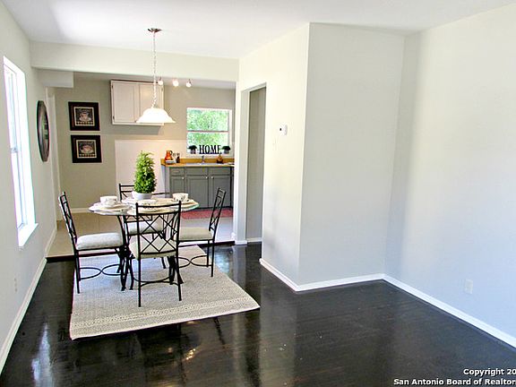 3rd image of 147 Langford Pl