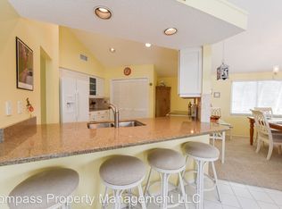 109 Bayshore Rd APT 1, Nokomis, FL 34275