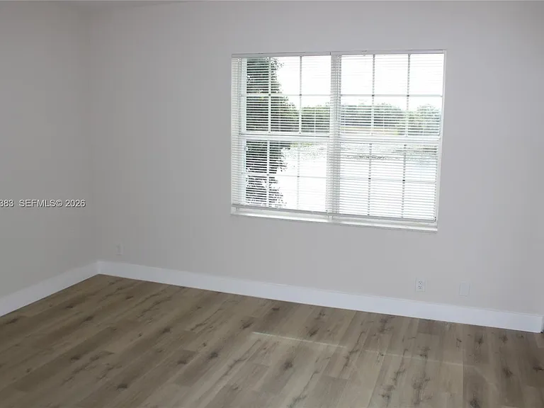 1820 Salerno Cir — Photo 34