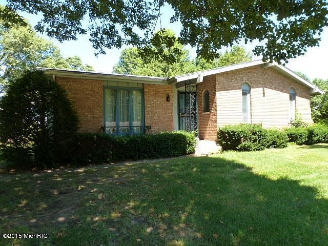 1st image of 33496 Frantz Dr
