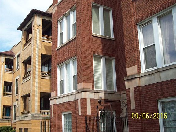 3rd image of 640 E 51st St APT 1W