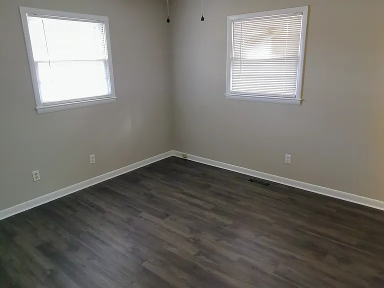 107 Wisconsin Ave — Photo 10