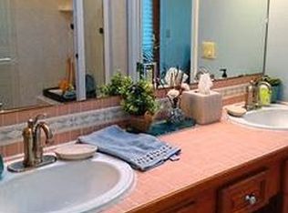 45 Oldert Dr, Pearl River, NY 10965