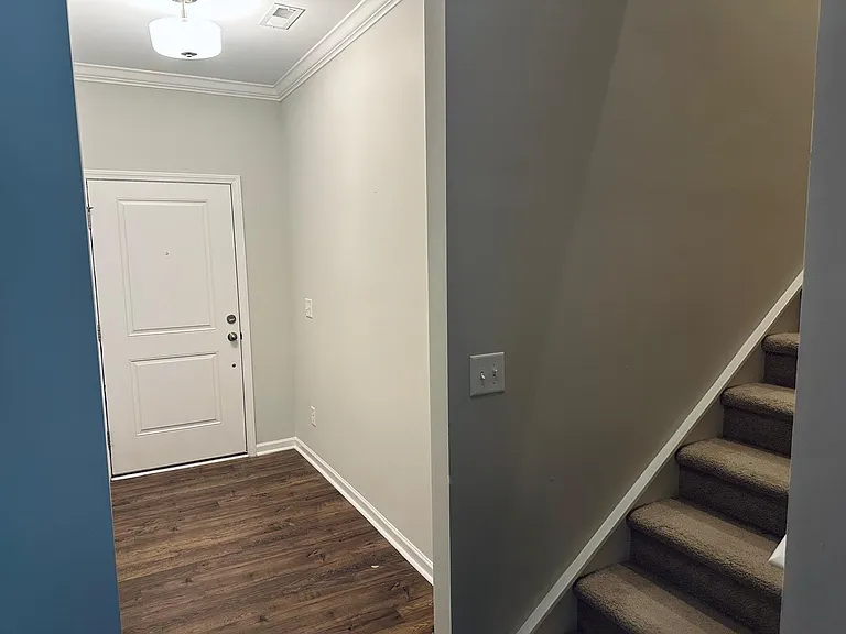 Stairs to 1st floor