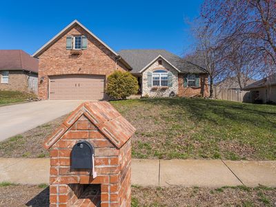 814 S Cobble Creek Boulevard, Nixa, MO, 65714