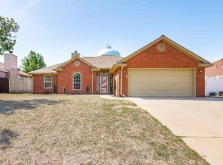 713 E Lynn Ln, Stillwater, OK 74075
