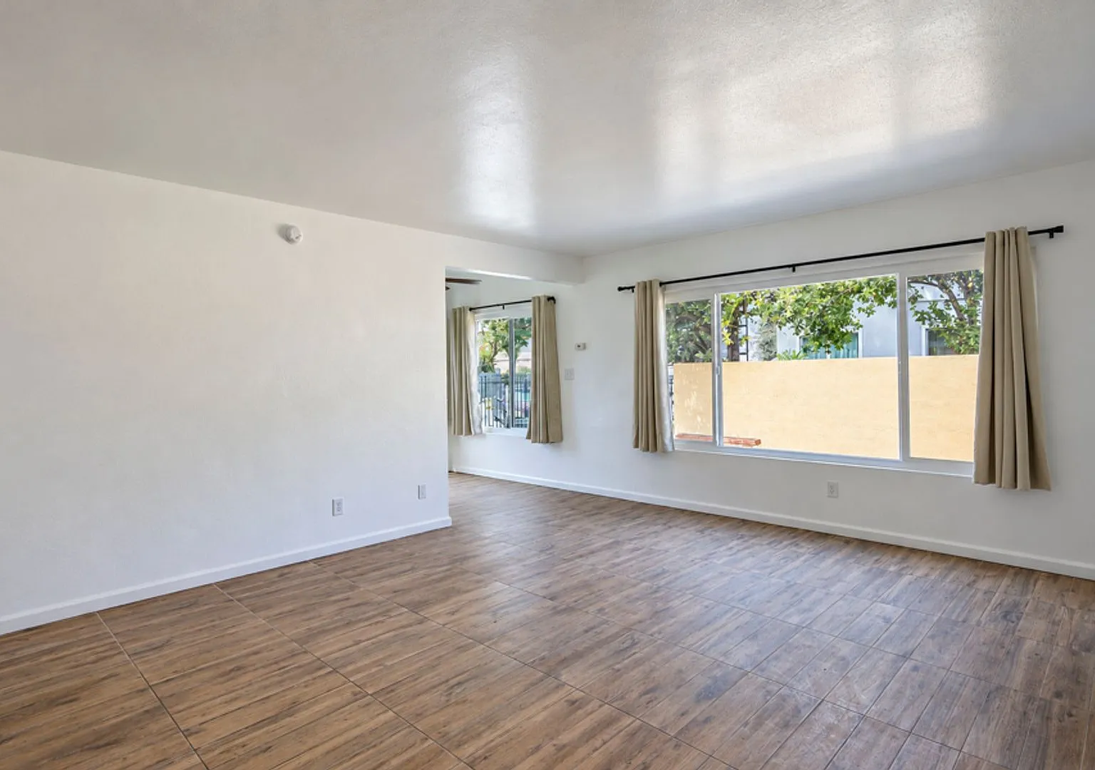 400 N. Bush St. — Photo 4