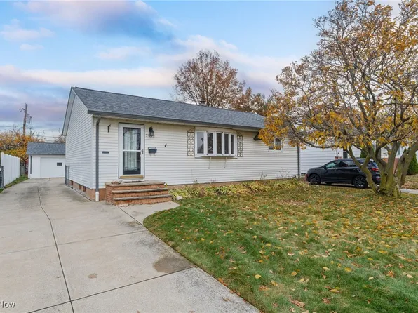 30321 Gebhart Pl, Willowick, OH 44095