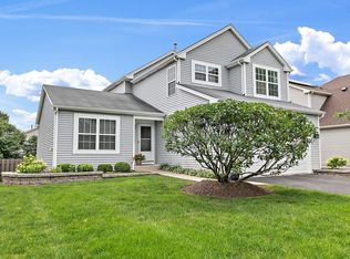 99 N Savannah Pkwy, Round Lake, IL 60073