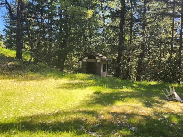 52000 Stivers Road, Laytonville, CA 95454