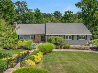 62 Brookside Ter, North Caldwell, NJ 07006