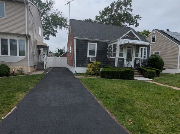 2117 Fay Ave, Linden, NJ 07036