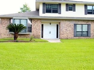 4275 Cartwright St, Beaumont, TX 77707