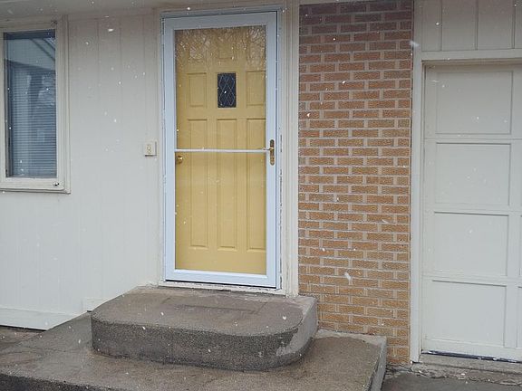 2nd image of 3109 N Monroe St