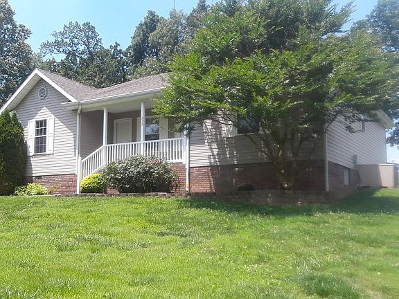3rd image of 227 Bradford Pear Ln