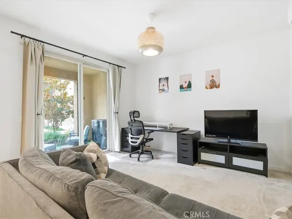 608 Shadowbrook, Lake Forest, CA 92610