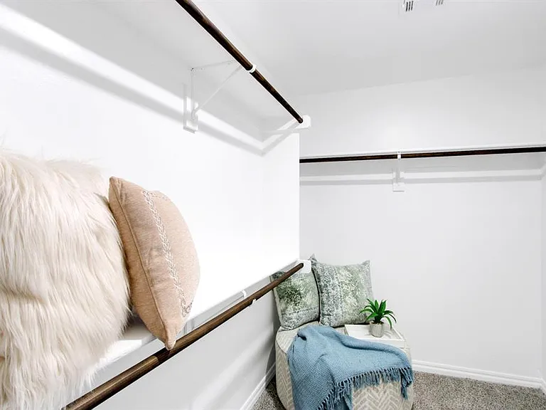 11701 SW 28th Ter — Photo 15