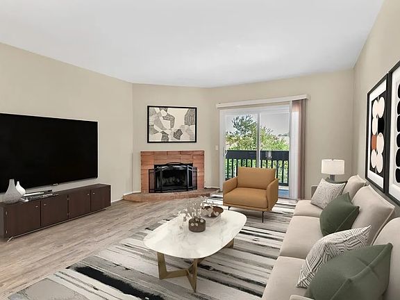 2nd image of 3954 60th St Unit 81