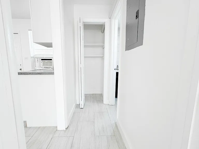 521 S Federal Hwy #3 — Photo 14