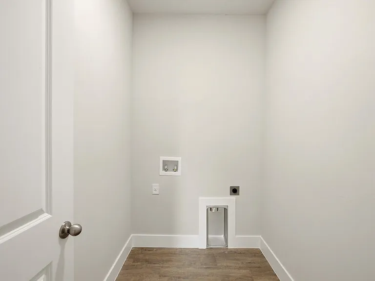 3518 NE 21st Pl — Photo 27