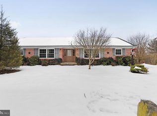 544 N Clear Ridge Rd, Hustontown, PA 17229