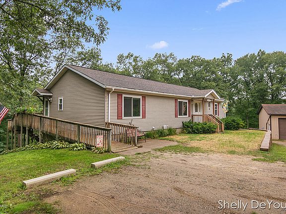 2nd image of 9415 Winslow Dr