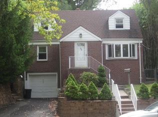 563 Palisade Ave, Teaneck, NJ 07666