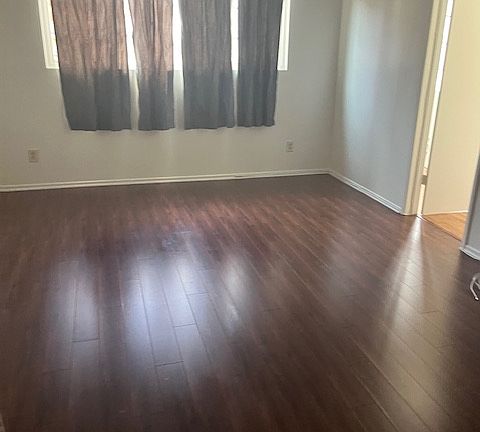2nd image of 833 Lincoln Blvd APT 8