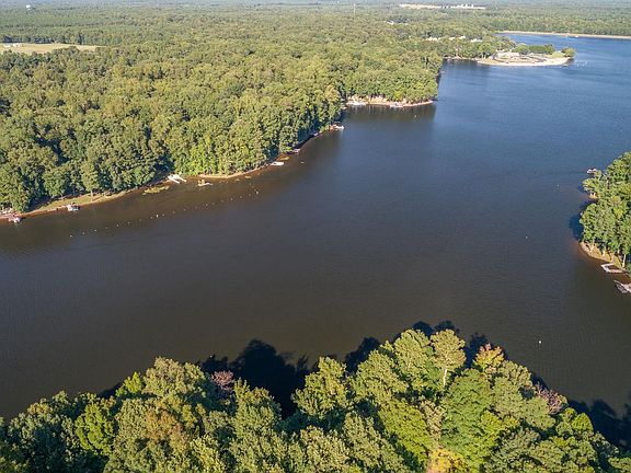 3rd image of 280 Lake Caroline Dr