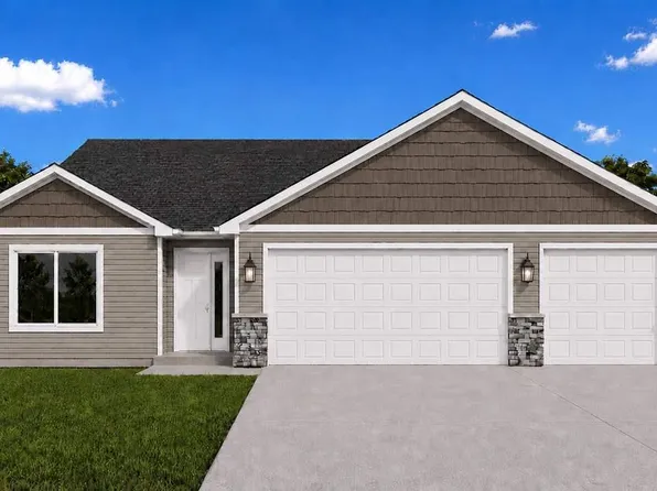 867 Goves Way, Madelia, MN 56062