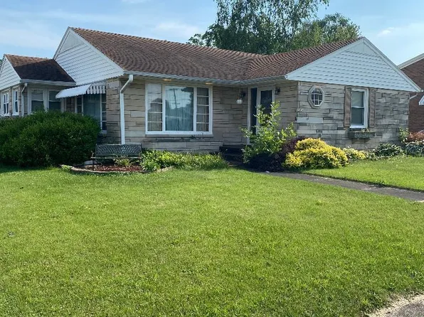 289 A St SE, Linton, IN 47441