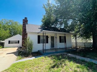 224 7th St, Woodward, OK 73801