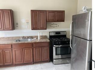 307 Goldsmith Ave #3, Newark, NJ 07112