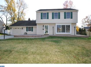 265 Southview Dr, Delran, NJ 08075