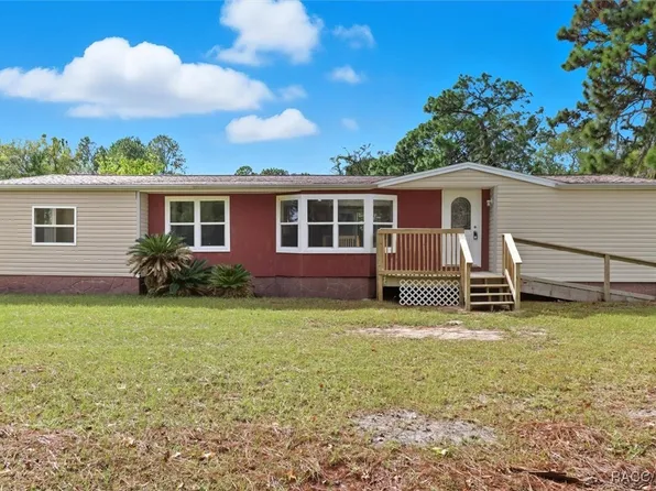 7901 W Lefty Ct, Crystal River, FL 34428