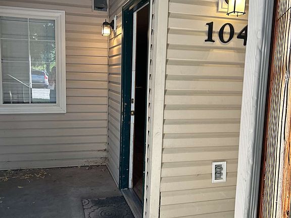2nd image of 1120 City Park Ave #B104-1