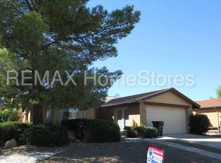 3244 Black Hawk Dr, Sierra Vista, AZ 85650