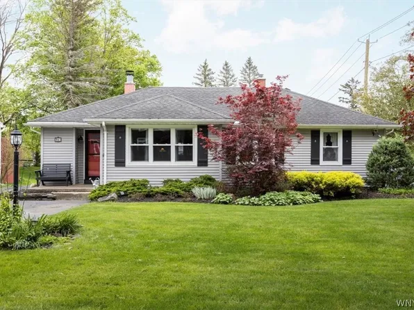 341 South St, East Aurora, NY 14052