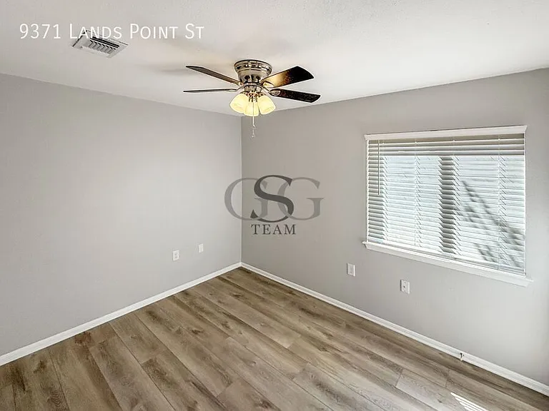 9371 Lands Point St — Photo 28