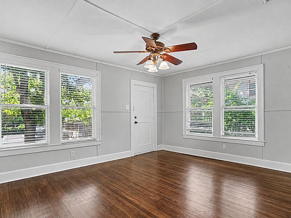 2nd image of 2112 McMillan Ave #B
